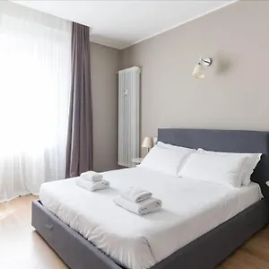 https://italianway-freguglia-2.italymilanhotels.net