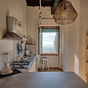 https://attico-sul-mediterraneo.it-romehotels.com